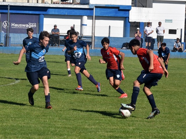 Empate en la ida de la semifinal entre Olavarra y Tandil